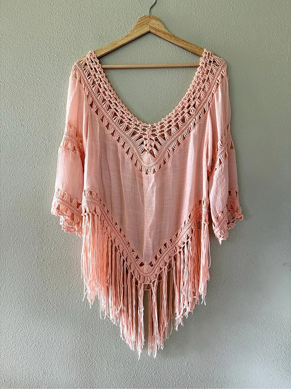 It Girl Bohemian Crochet Lightweight Fringe Tunic Peach Pink Beach S